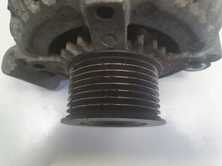 Land Rover Discovery III 2.7 TD V6 ALTERNATOR