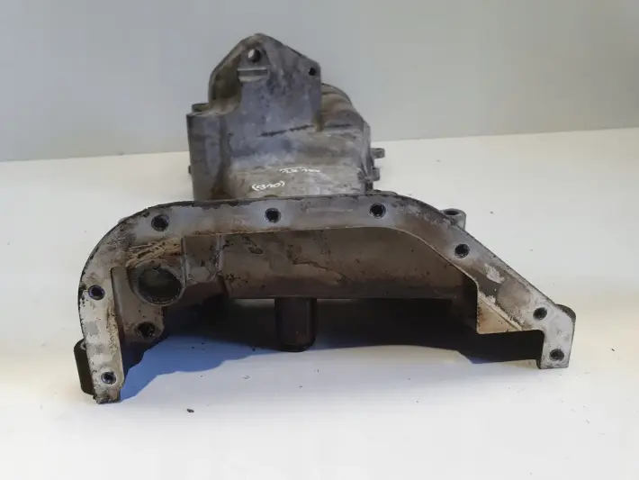 Seat Ibiza IV 1.2 12V OBUDOWA ROZRZĄDU osłona 03E109211P