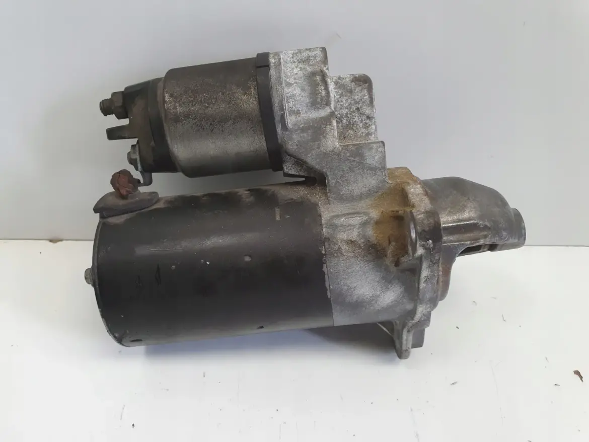 Opel Corsa D 1.4 16V ROZRUSZNIK bosch 0001137006