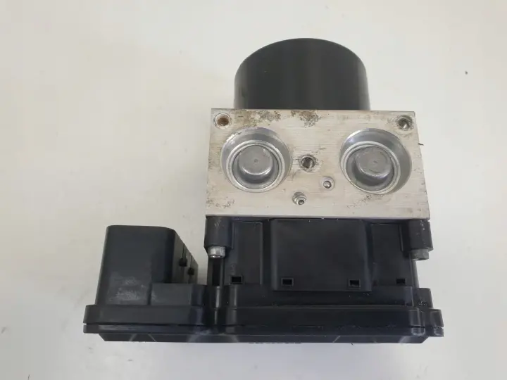 Volvo V70 III S80 II POMPA ABS Sterownik 31329139