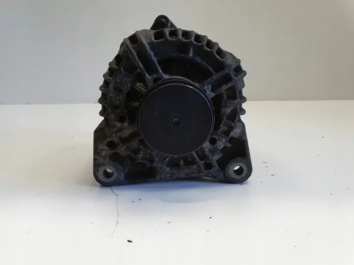 Renault Modus 1.5 DCi ALTERNATOR 0124425037 bosch 120A