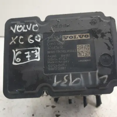 Volvo XC60 POMPA ABS hamulcowa P30681619