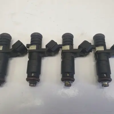 Skoda Octavia II 1.6 8V WTRYSKIWACZ 06A906031CM