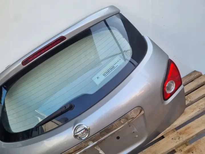 Nissan Qashqai J10 TYLNA TYLNIA KLAPA BAGAŻNIKA TYŁ KY0G KYOG KYO KY0