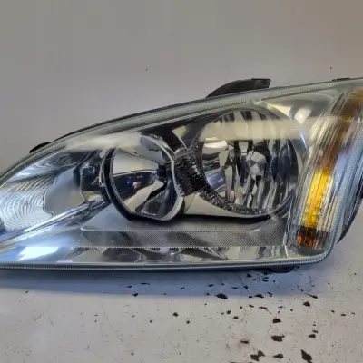 Ford Focus II MK2 PRZEDNIA LAMPA LEWA lewy przód ANGLIK