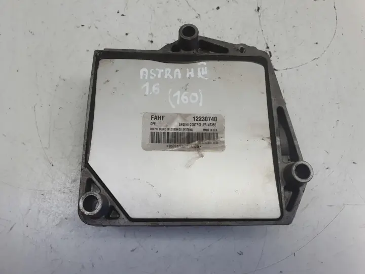 Opel Astra III H 1.6 16V STEROWNIK SILNIKA komputer 12230740 FAHF