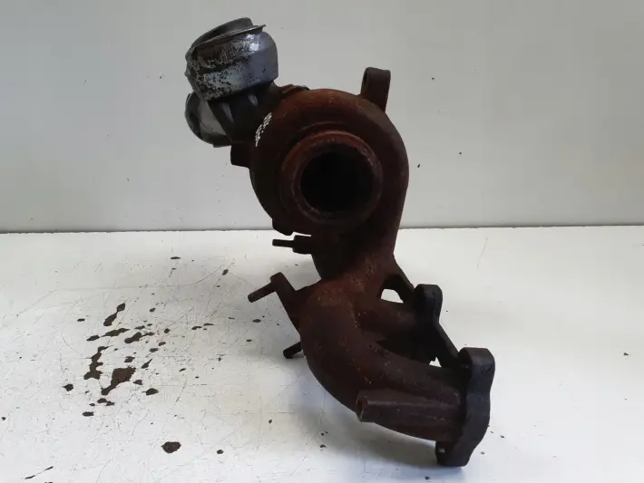 VW Golf V 1.9 TDI TURBOSPRĘŻARKA turbo 03G253014F