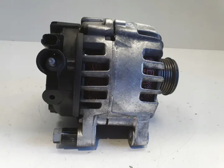 Peugeot Expert II 2.0 HDI ALTERNATOR 9665617780 valeo