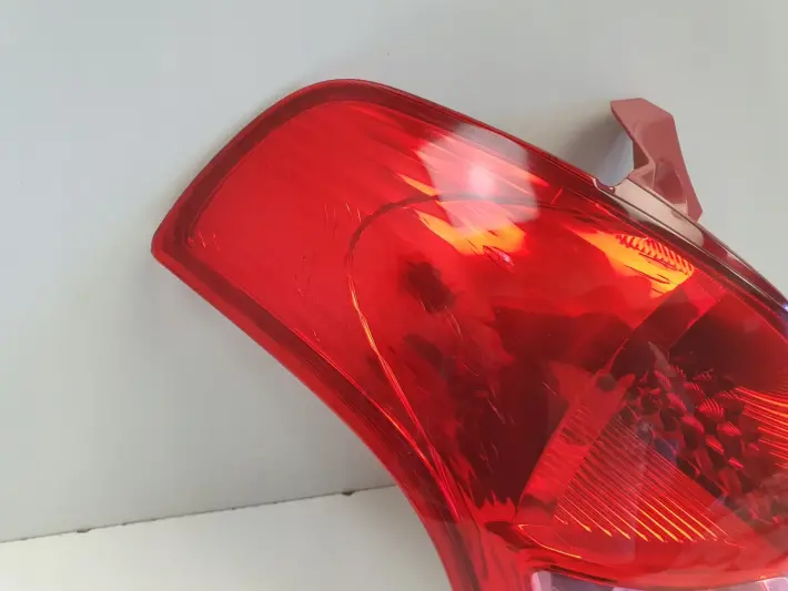 Suzuki Swift IV Mk4 Mk6 VI lift 07-10r TYLNA LAMPA LEWA lewy tył