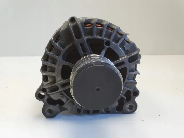 Seat Altea 1.9 TDI ALTERNATOR Valeo 06F903023C 140A