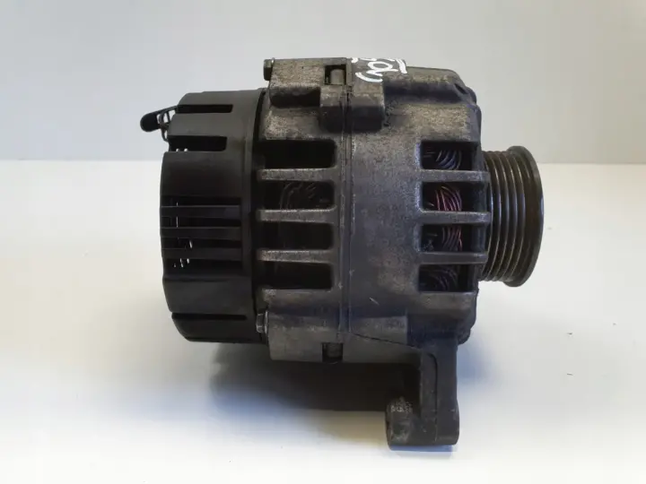 Audi A4 B6 2.5 TDI V6 ALTERNATOR 078903016AC 140A valeo