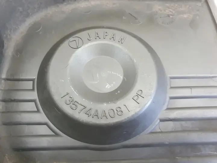 Subaru Legacy IV 2.0 B OSŁONA ROZRZĄDU 13574AA081