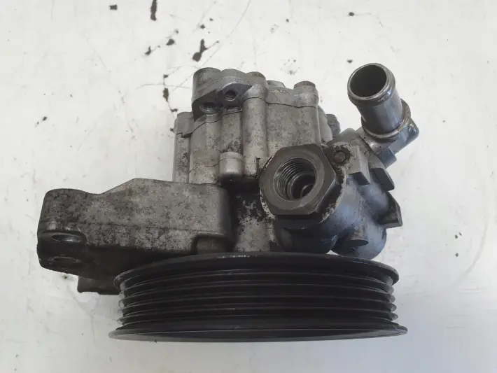 Land Rover Freelander 2.0 TD4 POMPA WSPOMAGANIA QVB101453