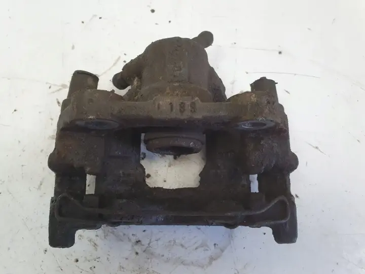 Mercedes W204 PRAWY TYLNY ZACISK HAMULCOWY tył PASAŻERA