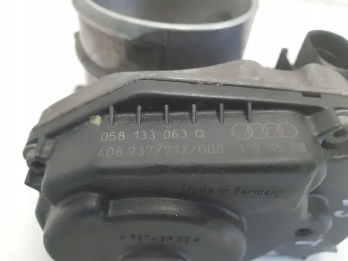 Audi A4 B5 1.8 T turbo PRZEPUSTNICA 058133063Q