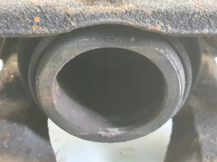 Renault Clio IV PRAWY PRZEDNI ZACISK HAMULCOWY przód PASAŻERA 368 926