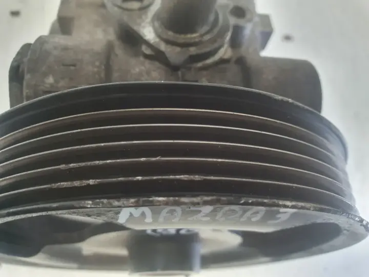 Mazda 3 BK 1.6 16V POMPA WSPOMAGANIA kyb