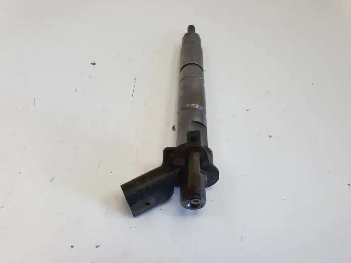 BMW E87 E90 2.0 D WTRYSKIWACZ wtrysk 0445116001 7797877