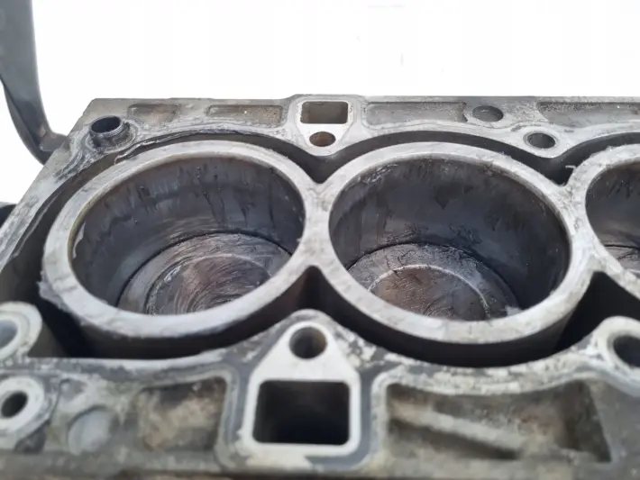 DÓŁ SILNIKA BLOK WAŁ TŁOK Ford Focus II MK2 C-Max 1.6 16V SHDA SHDB HWDA