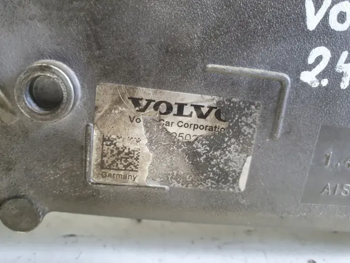 Volvo S80 II V70 III 2.4 D5 CHŁODNICA SPALIN ZAWÓR EGR
