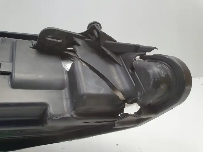 Ford Fiesta VII MK7 08-13r LIFT PRZEDNIA LAMPA LEWA lewy przód 8A6113W030DE