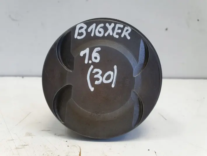 Opel Astra IV J 1.6 16V TŁOK KORBOWÓD B16XER