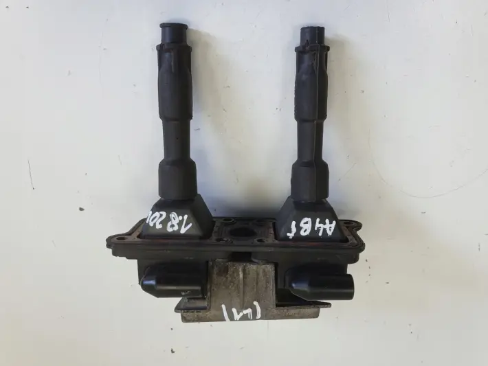 Audi A4 B5 1.8 20V CEWKA ZAPŁONOWA 058905105A