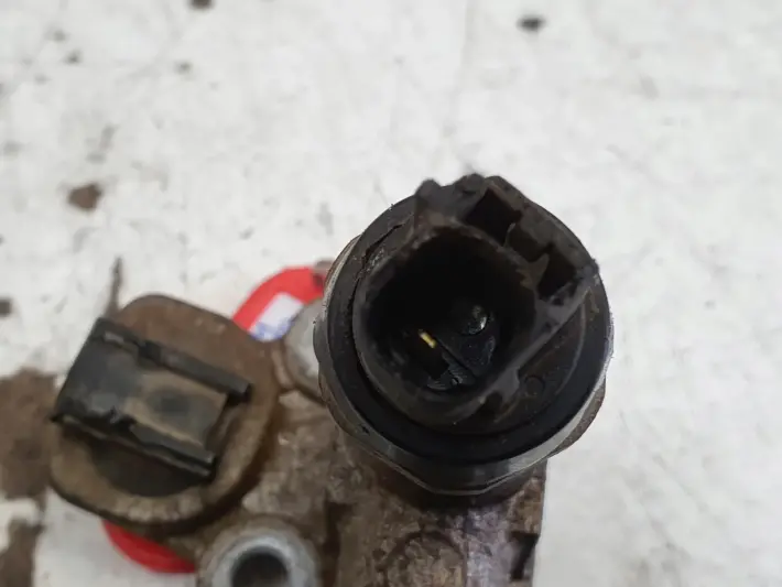 Mazda 3 BM 2.0 16V CZUJNIK ZAWORU OLEJU K5T45597