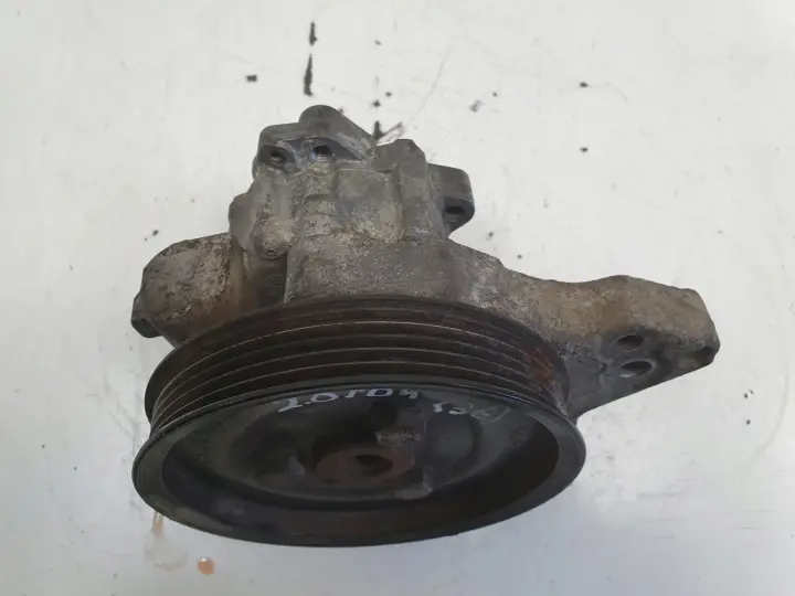 Land Rover Freelander 2.0 TD4 POMPA WSPOMAGANIA QVB101453