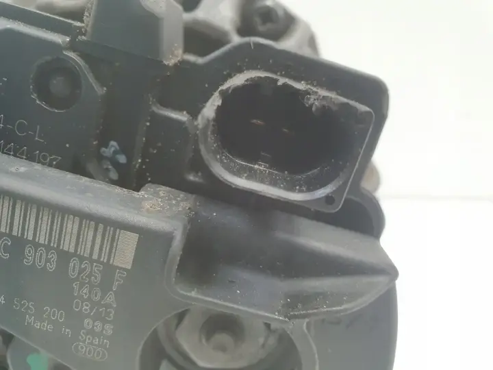 Skoda Rapid 1.2 TSI ALTERNATOR bosch 03C903025F 140A