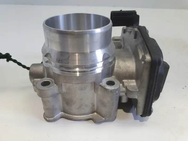 Volvo XC40 1.5 T3 PRZEPUSTNICA 31465702AA