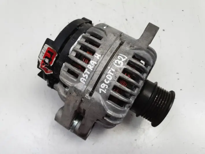 Opel Astra III H 1.9 CDTI 16V ALTERNATOR