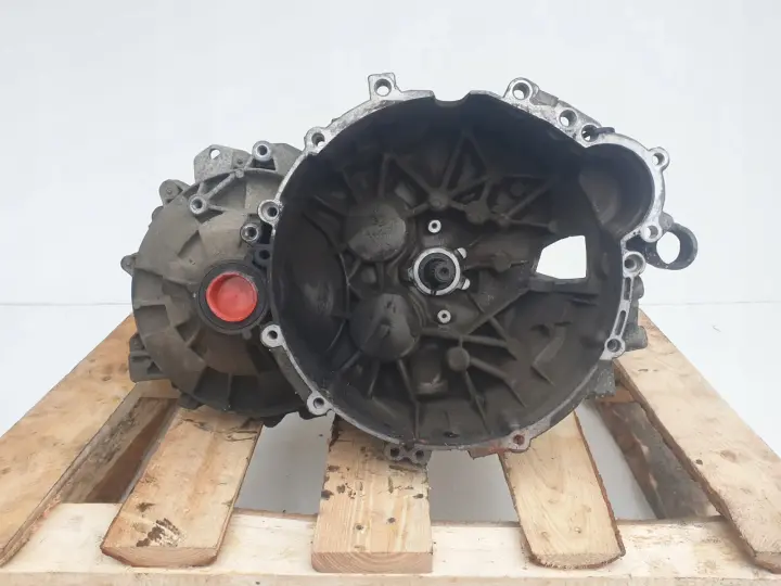 b182e5b588140871db36faeb5b5317ec