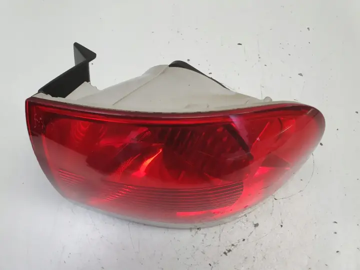 Vw Touareg I 02-06 TYLNA LAMPA PRAWA prawy tył pasażera 7L6945258