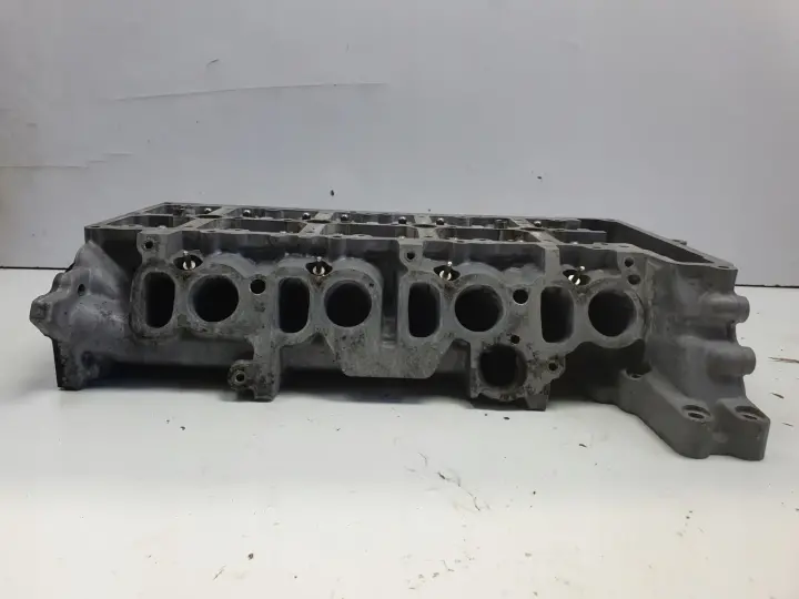 BMW E90 E91 2.0 D GŁOWICA CYLINDRÓW 7797678 779767807