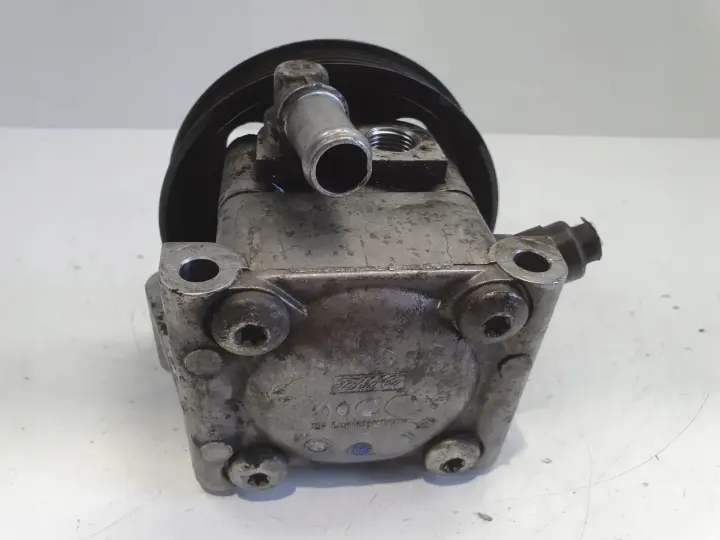 Ford Focus MK2 II 1.6 16V POMPA WSPOMAGANIA