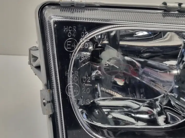 Volvo S40 II V40 LIFT PRZEDNIA LAMPA PRAWA PRAWY PRZÓD nowa europa CIEMNA