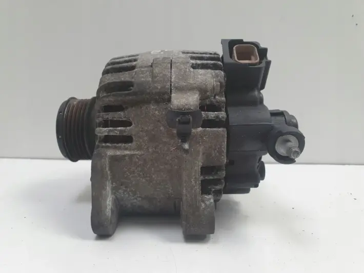 Hyundai Getz 1.5 CRDI ALTERNATOR valeo 2655475 120A