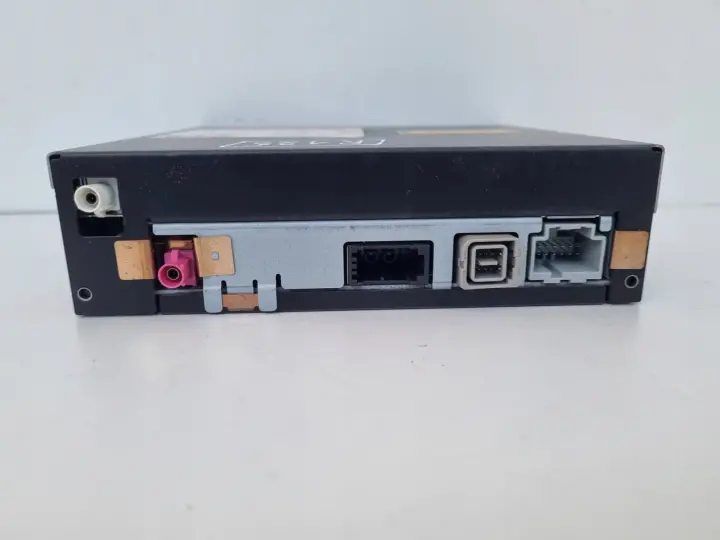 Volvo S80 II V70 III XC70 II ZMIENIARKA PŁYT CD 31285568AA