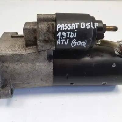 VW Passat B5 1.9 TDI ROZRUSZNIK 068911024H bosch