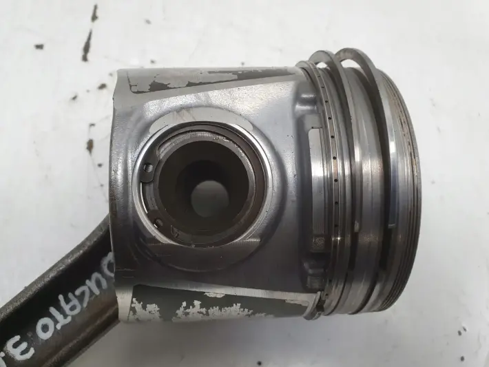 Iveco Daily IV 3.0 CNG TŁOK KORBOWÓD