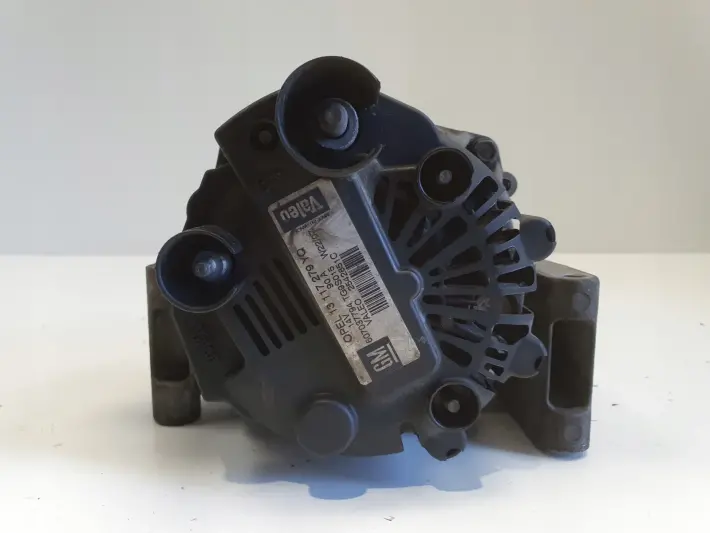 Opel Combo C 1.3 CDTI ALTERNATOR 13117279YQ valeo