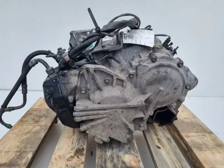 Volvo S60 2.4 D5 DIESEL AUTOMATYCZNA SKRZYNIA BIEGÓW 8667365 55-50SN