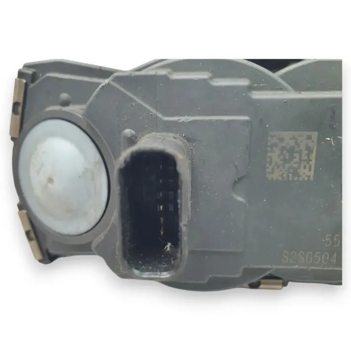 e88b5dcf1f480cab272402be29c8569d