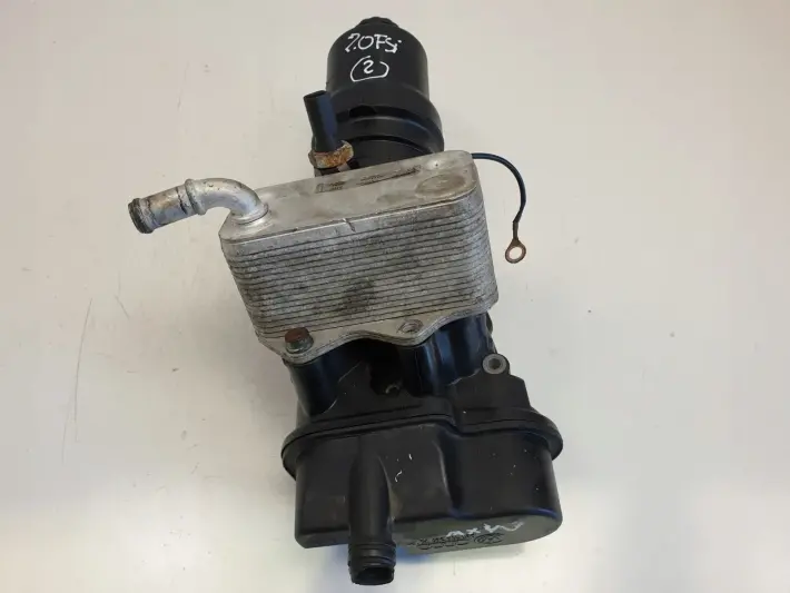 VW Golf V 2.0 FSI OBUDOWA FILTRA OLEJU podstawa