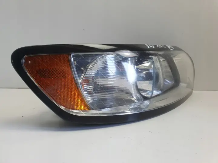 Volvo S40 II V50 LIFT XENON PRZEDNIA LAMPA PRAWA prawy przód 31265699