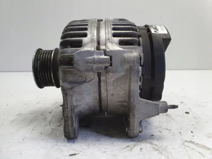 VW Bora 1.6 16V ALTERNATOR 0124325003