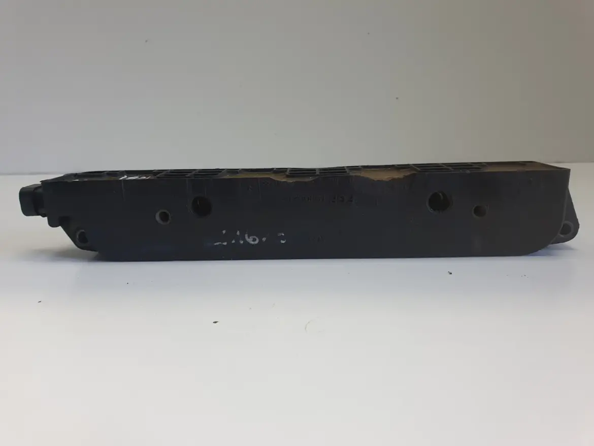 4d97160aaa82d8c34fa60a20190adc6d