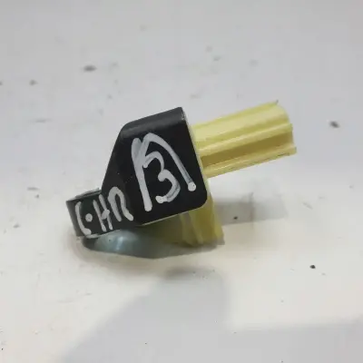 Toyota C-HR CHR 1.8 H CZUJNIK UDERZENIOWY Uderzenia 89831-F4020