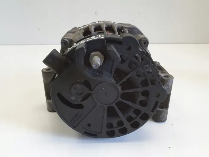Opel Corsa D 1.3 CDTI ALTERNATOR 13256932